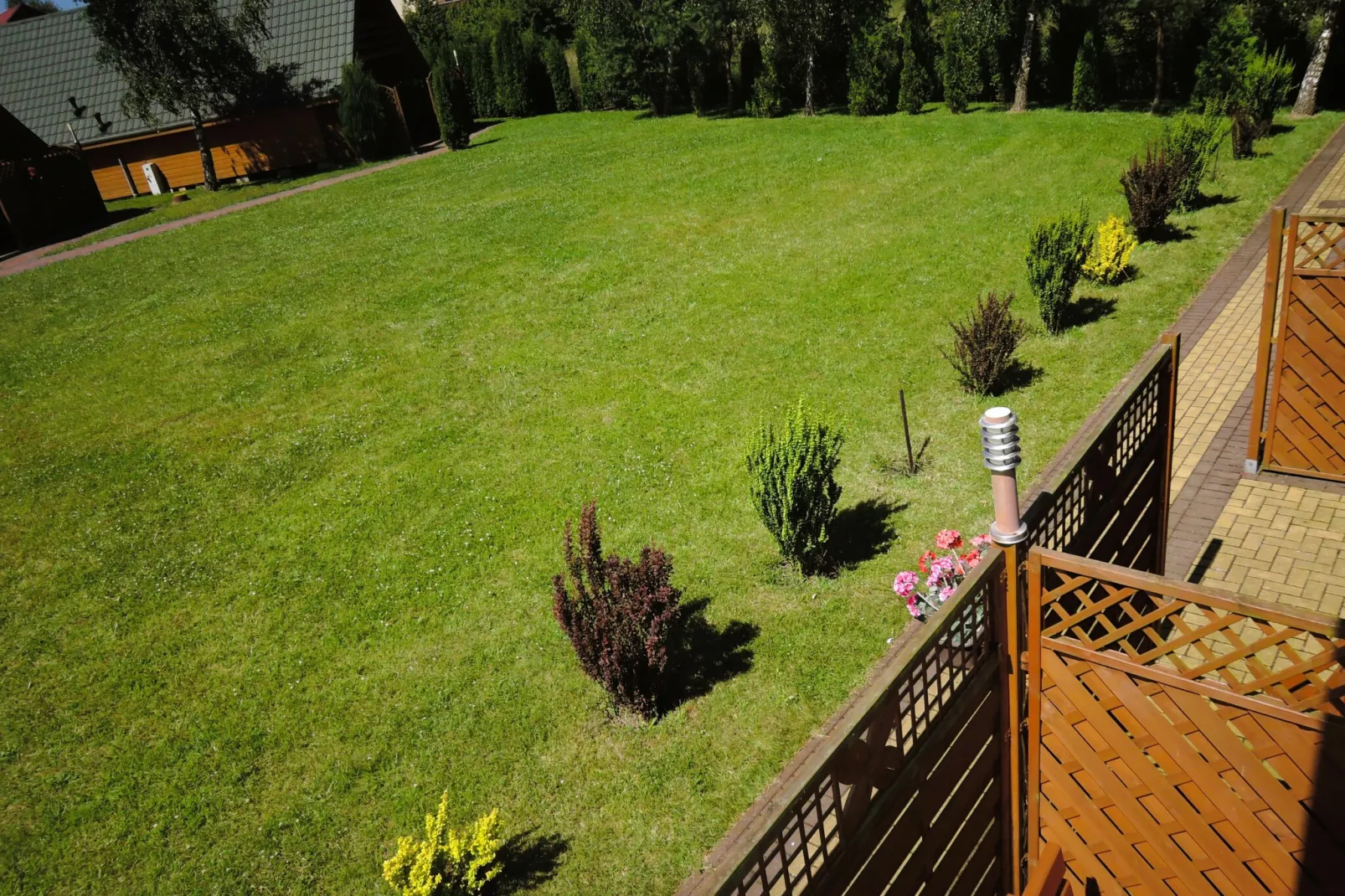 Holiday Resort in Rewal-Tuinen zomer