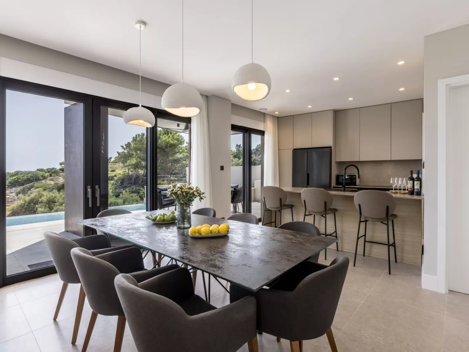 Luxury Villa Mare-Binnen