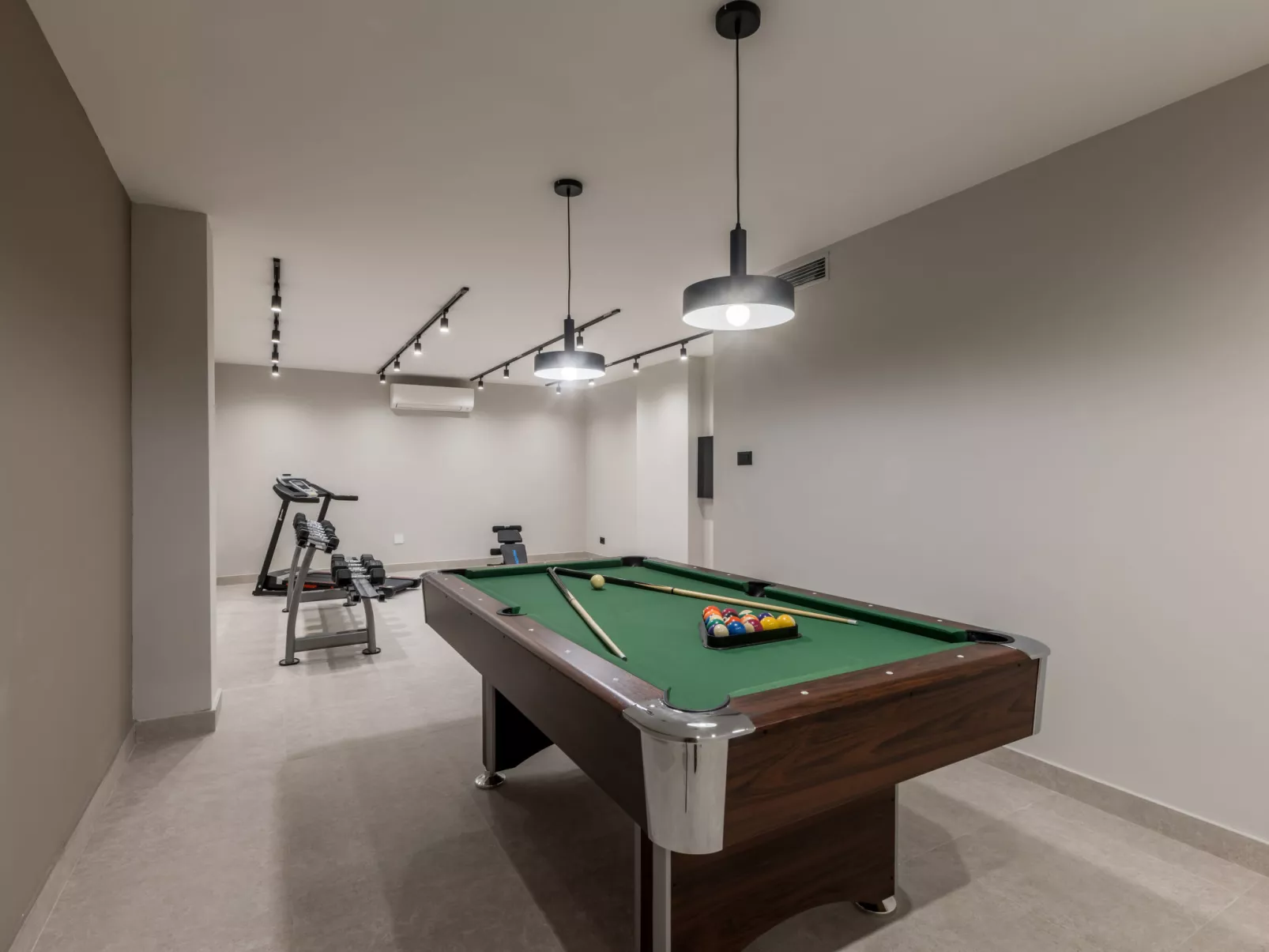 Luxury Villa Mare-Binnen