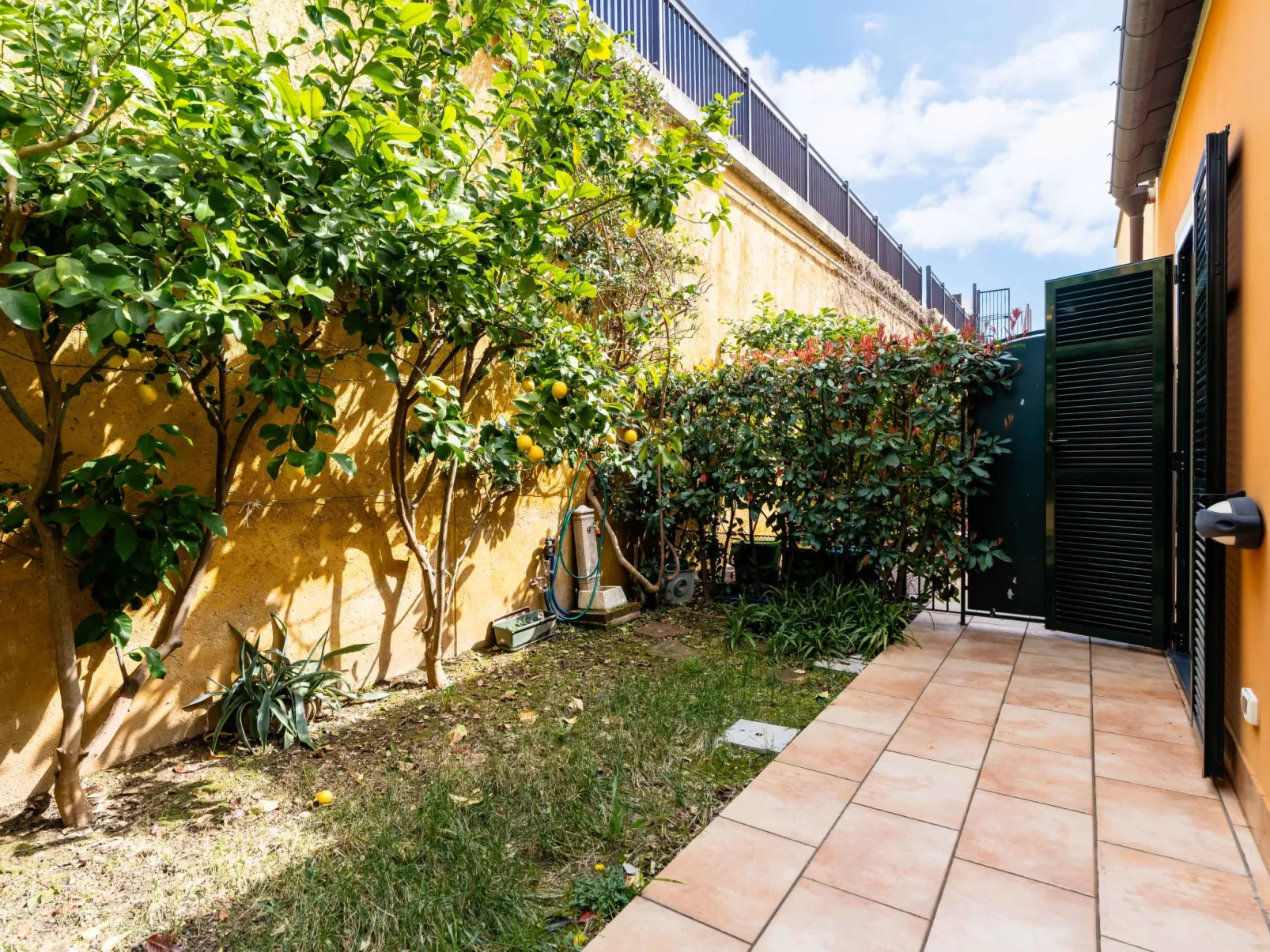 Casa Rita-Buiten