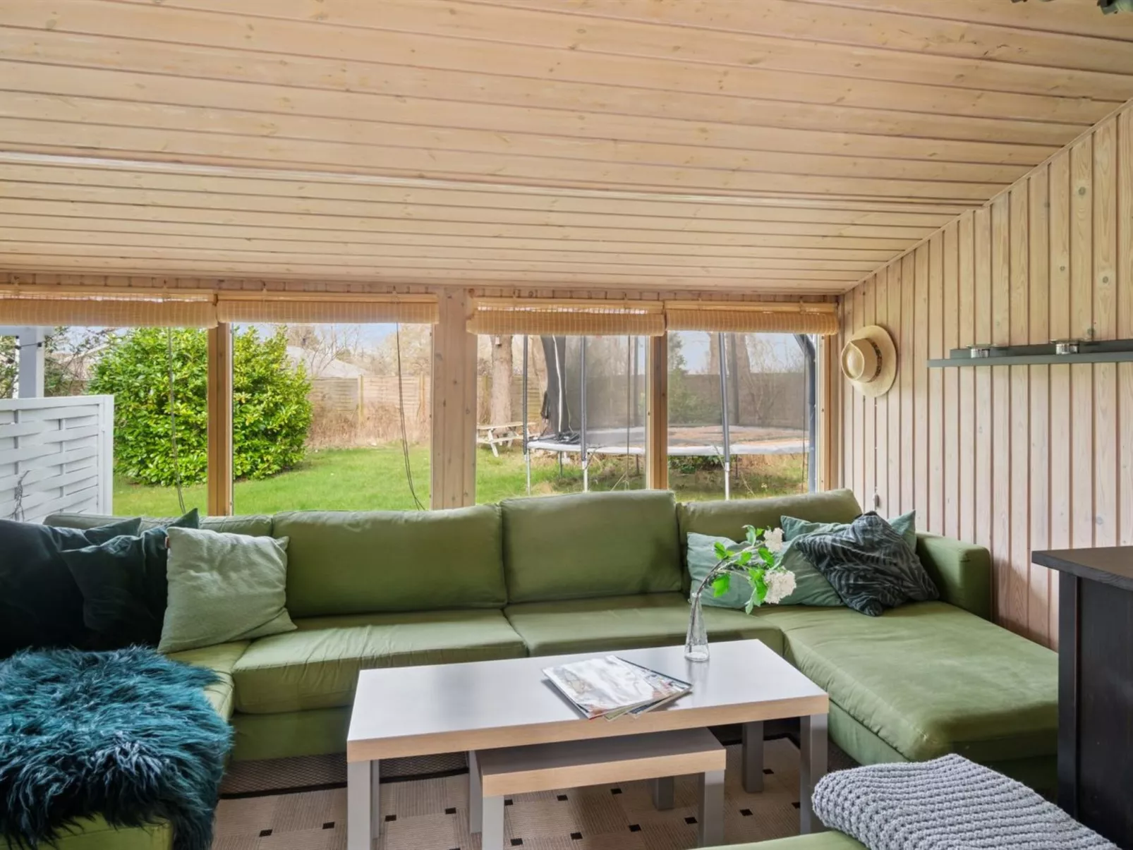 "Raika" - 1.5km from the sea-Binnen