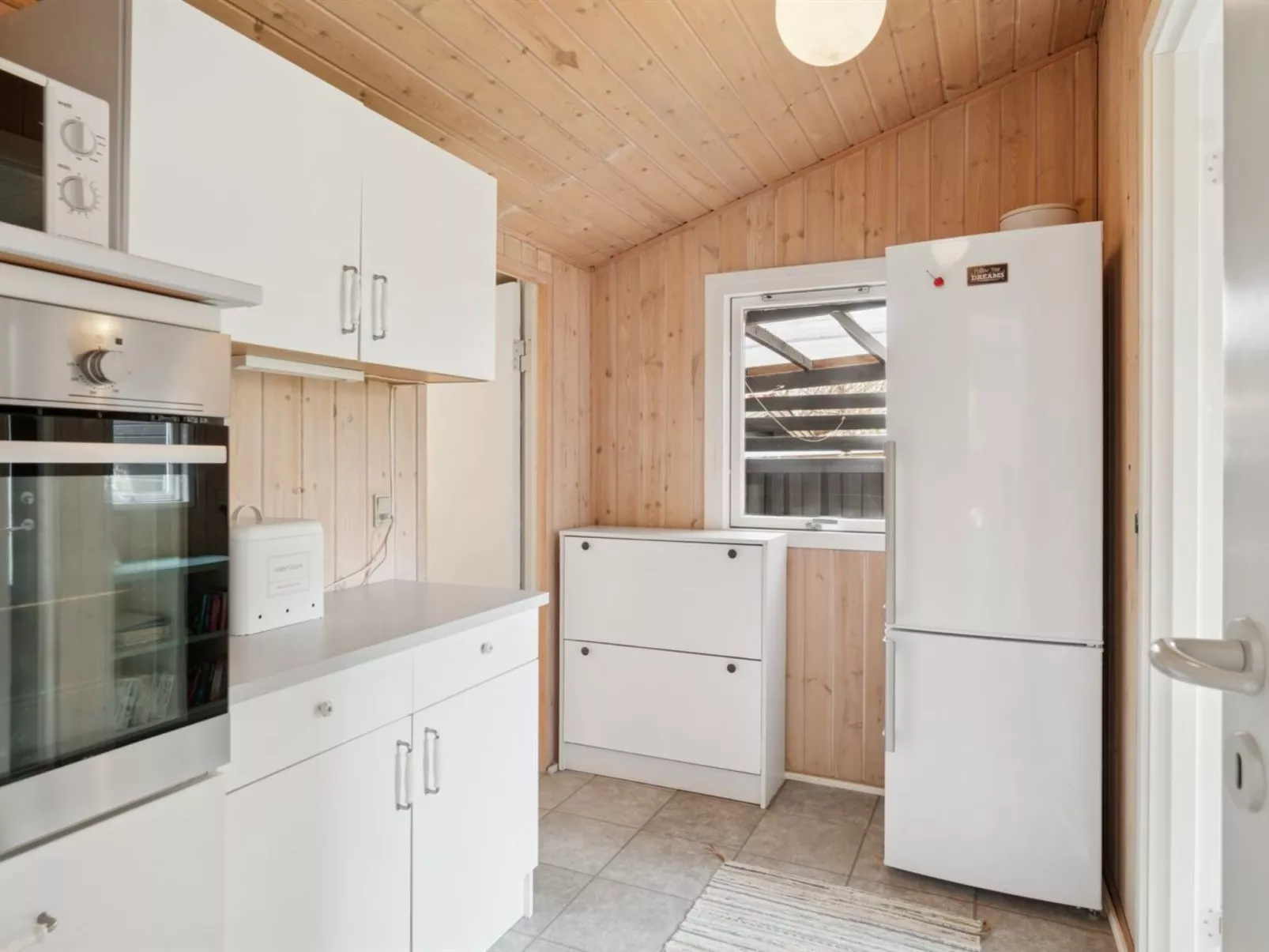 "Raika" - 1.5km from the sea-Binnen