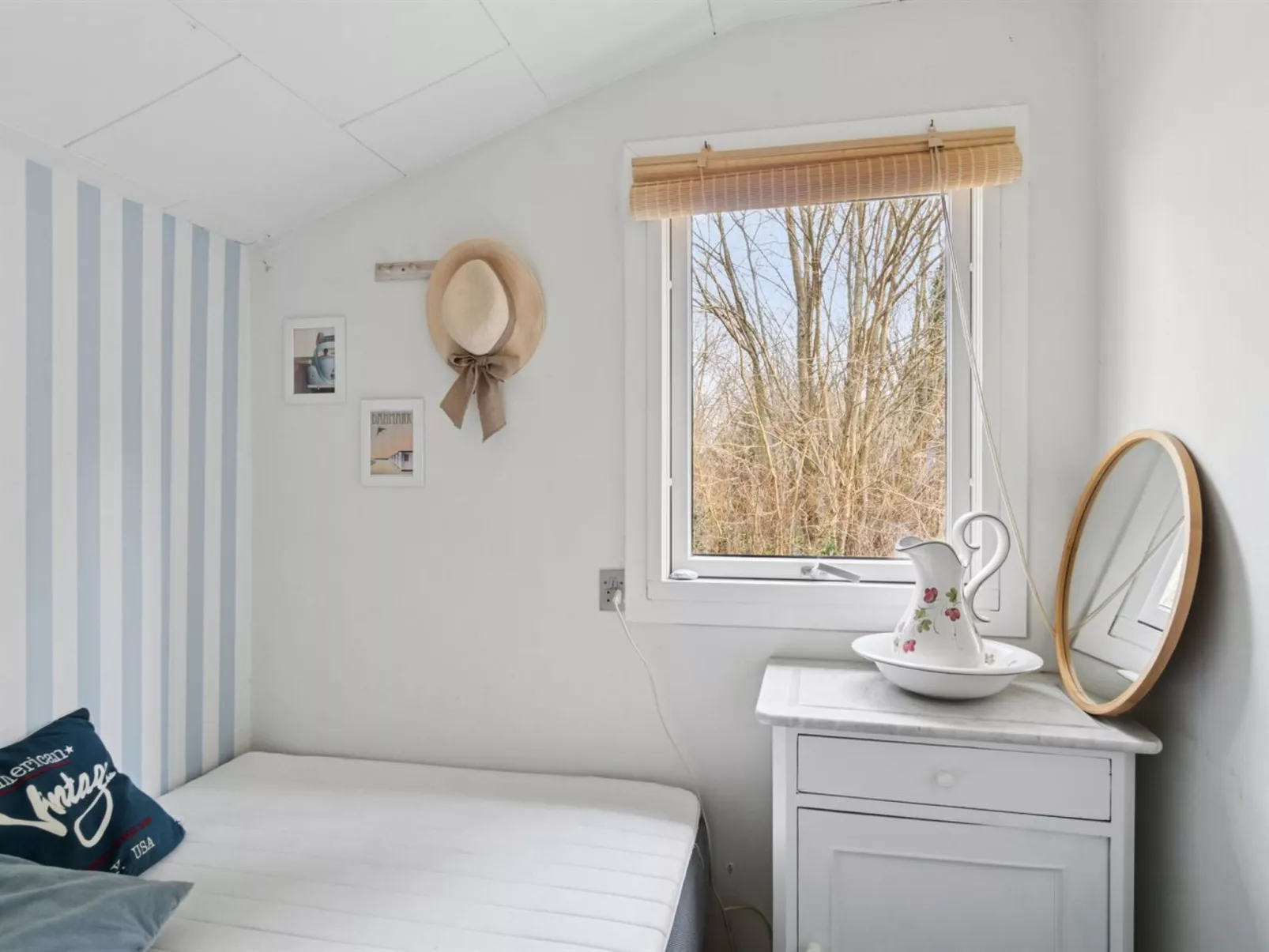 "Raika" - 1.5km from the sea-Binnen