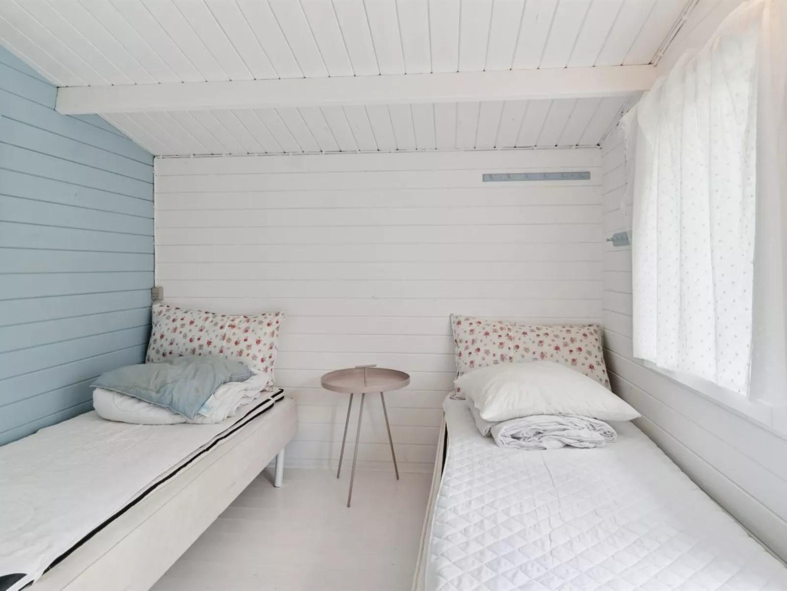 "Raika" - 1.5km from the sea-Binnen