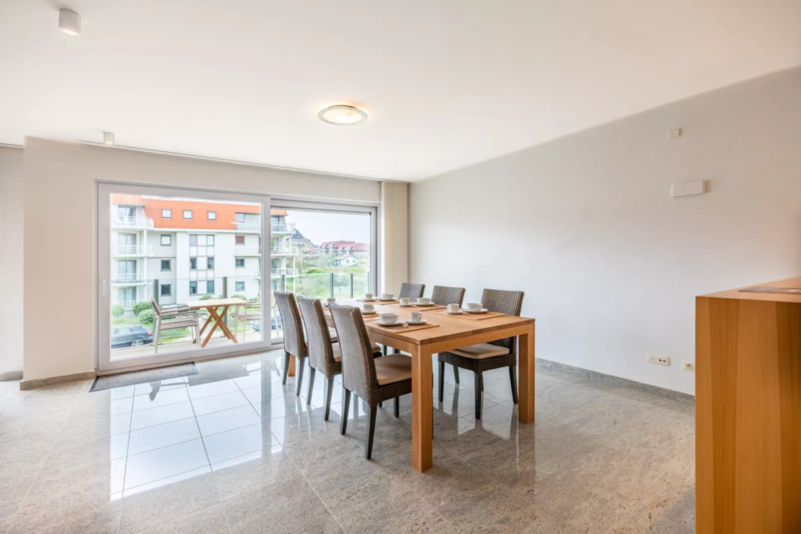 SANDY LA/SANDYC1-Eetkamer