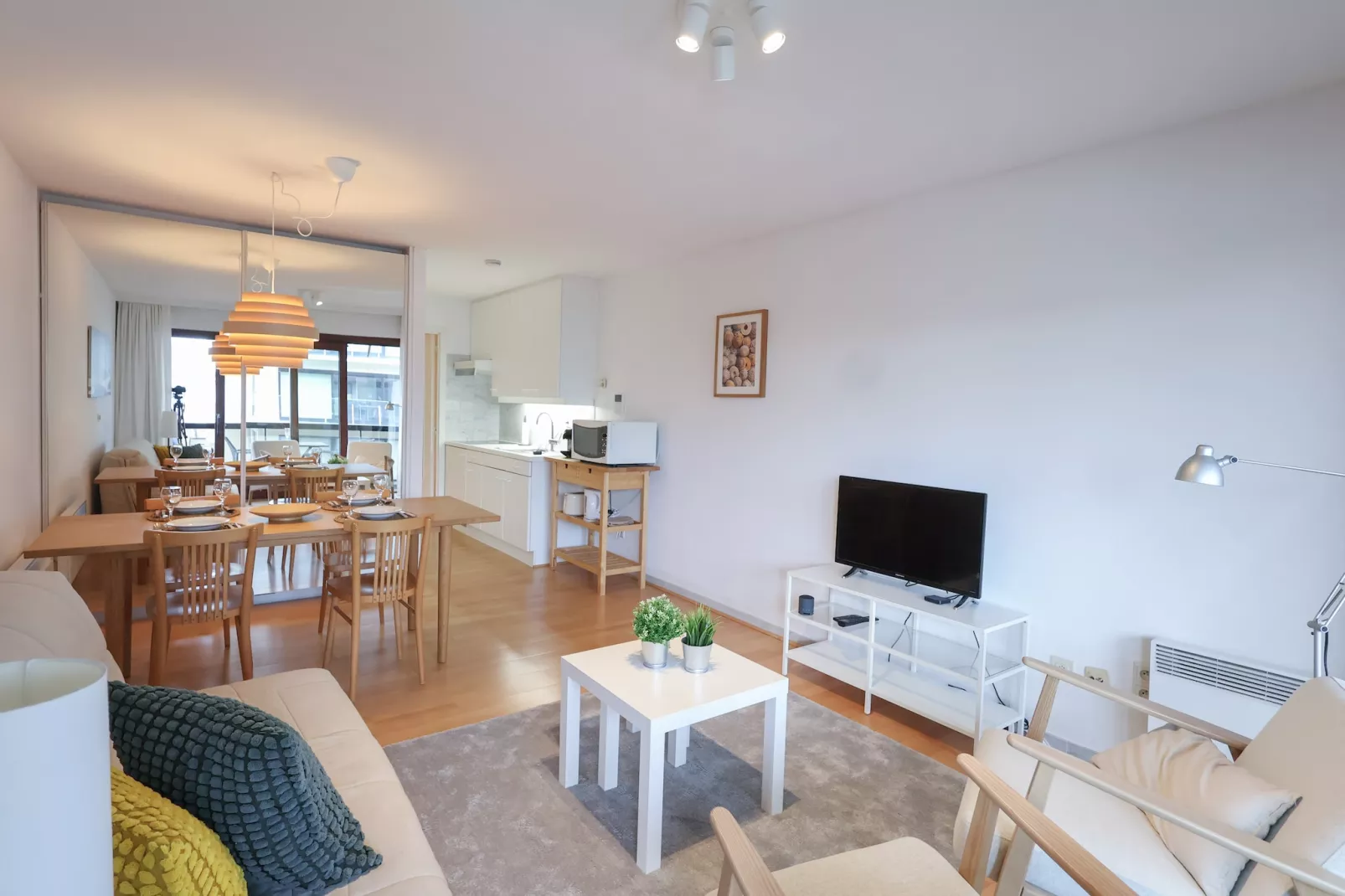 PLAZA H/0732-Woonkamer