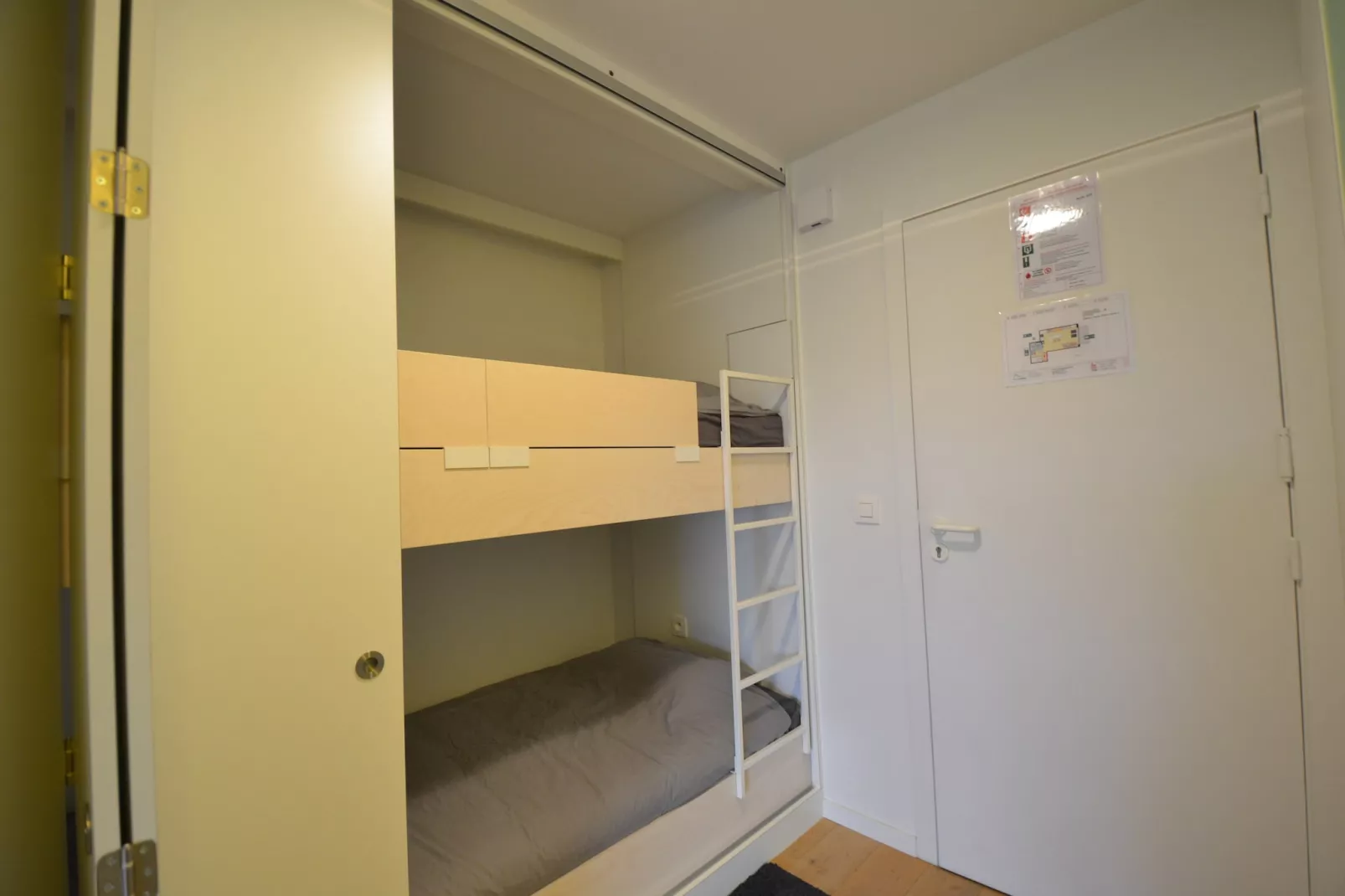 PLAZA I/0825-Slaapkamer