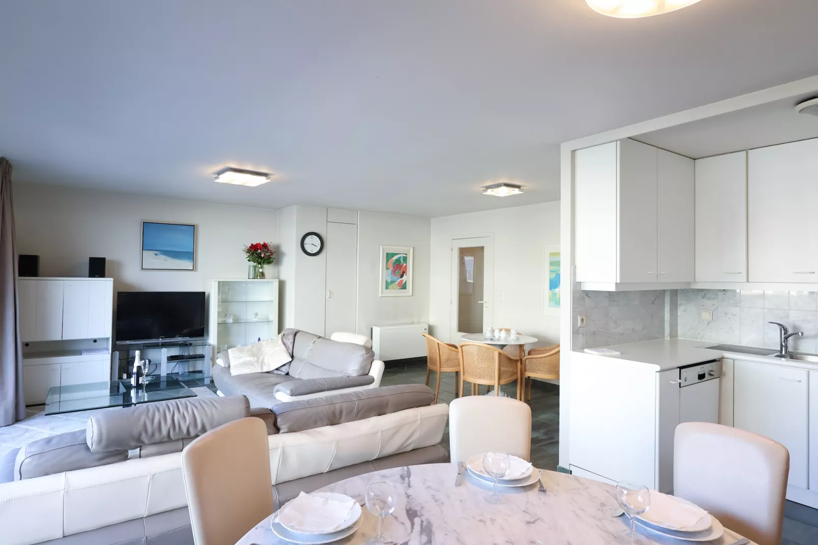 PLAZA H/3753-Woonkamer