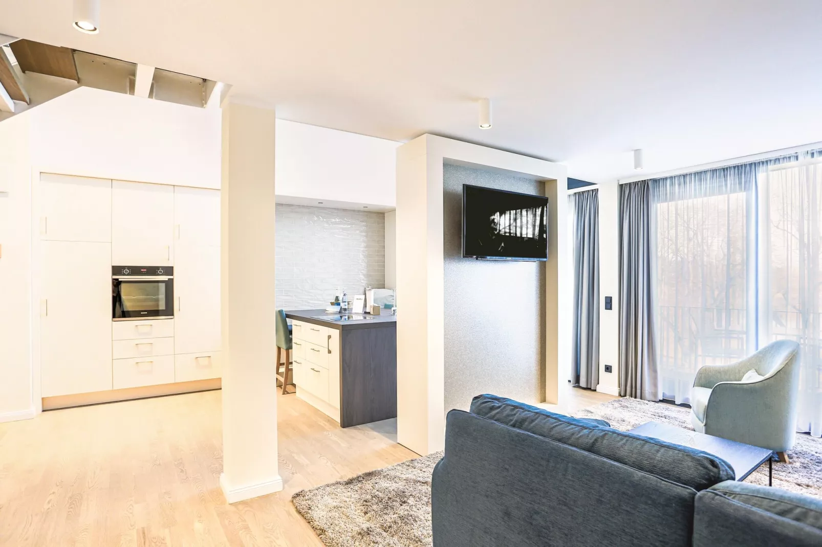 Apartments im MAREMÜRITZ Yachthafen Resort & Spa / Kompass Maisonette 70 qm-Woonkamer