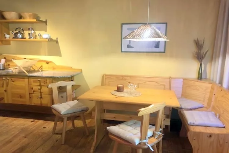 Holiday flats Forellenhof Dabo // Typ B 4 Erw  55 qm-Eetkamer