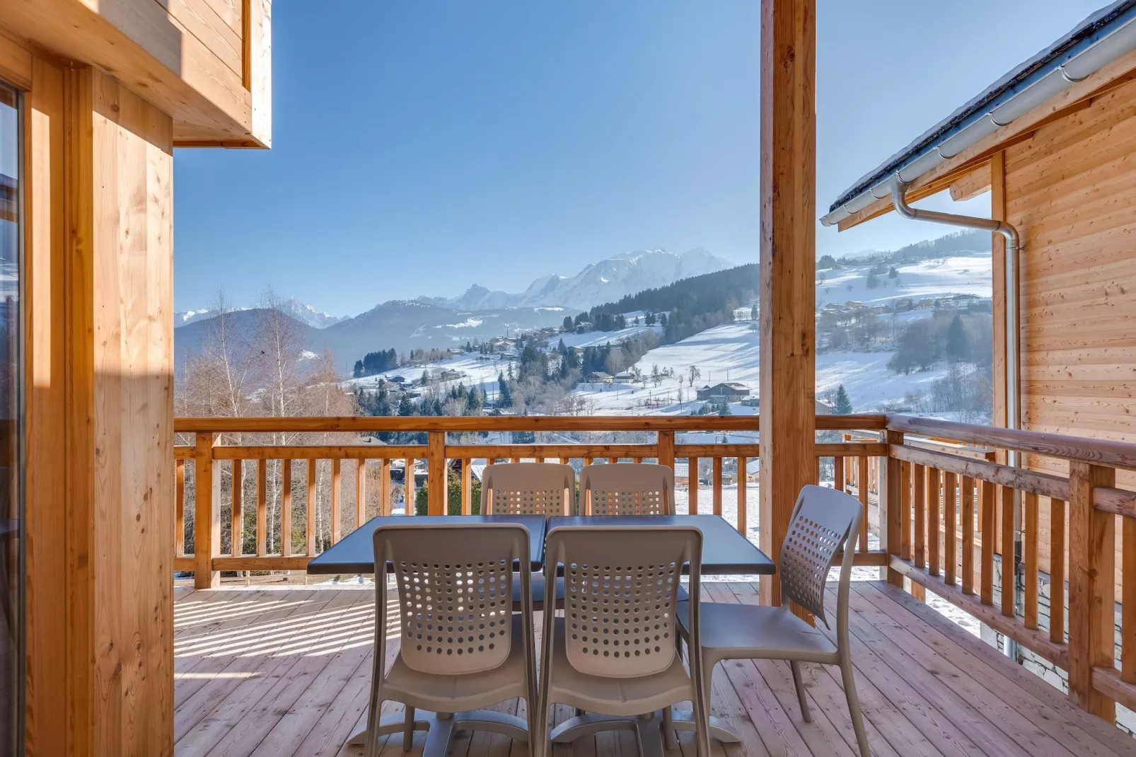 COMBLOUX Les Fermes du Mont Blanc -D48P-Terrasbalkon