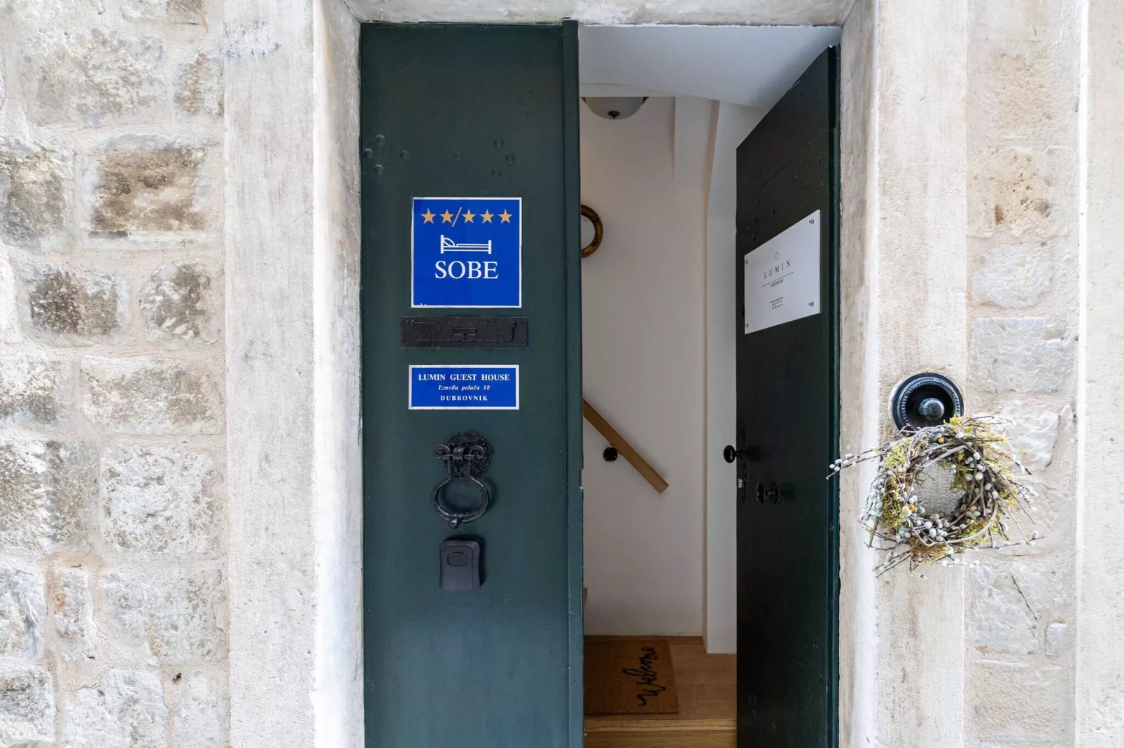 Guest House Lumin - Deluxe Double or Twin Room with City View (Second Floor) (BR2)-Faciliteiten