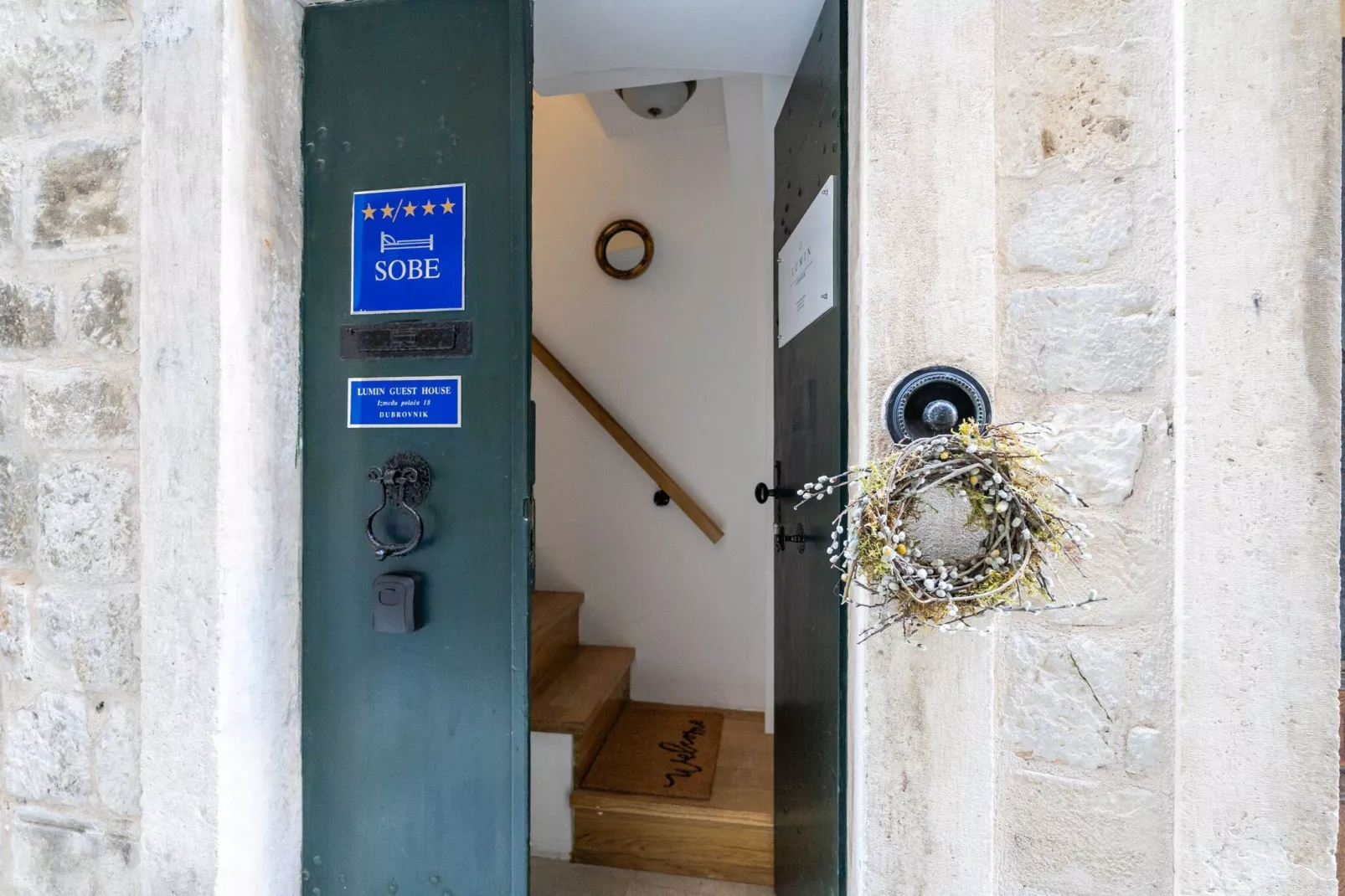 Guest House Lumin - Deluxe Double or Twin Room with City View (Second Floor) (BR2)-Faciliteiten