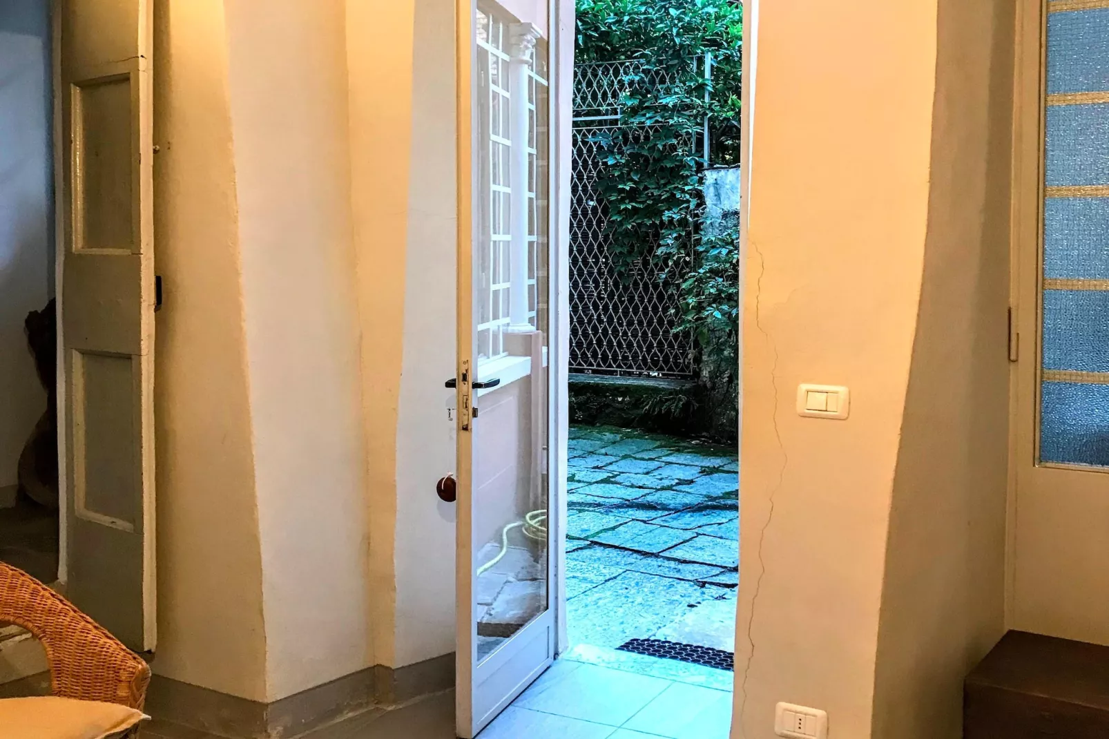 Ai Rronchi - piccolo appartamento con giardino a Cannero-Hal-ontvangst