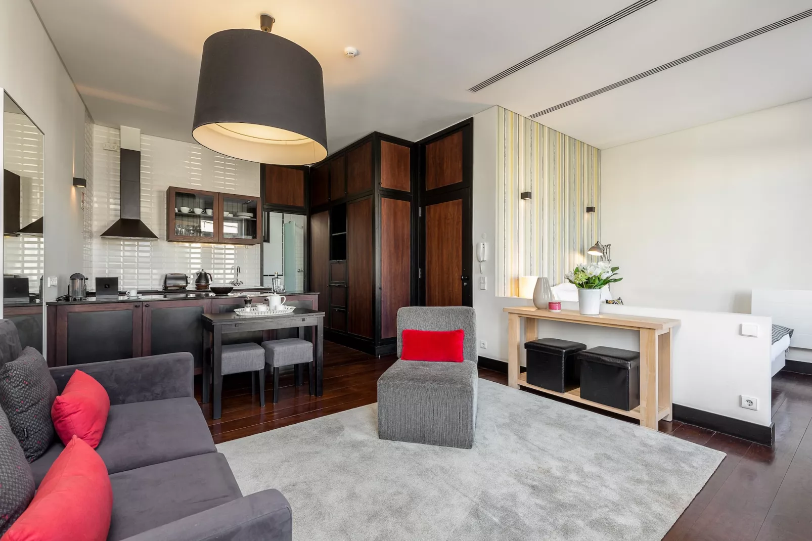 YOUROPO - Torre 2-Woonkamer