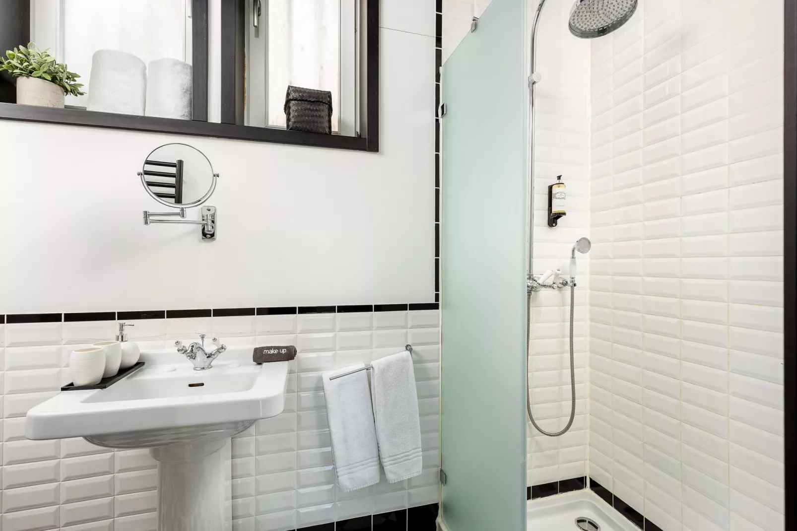 YOUROPO - Torre 2-Badkamer