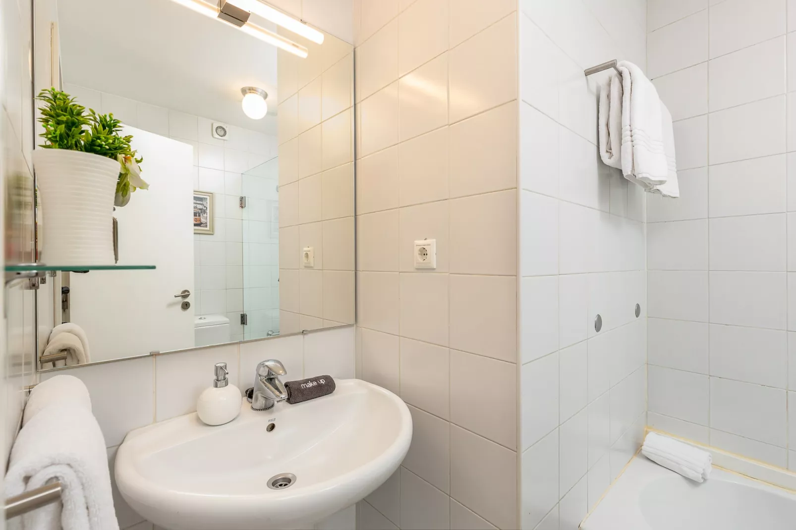 YOUROPO - Clérigos 1A-Badkamer