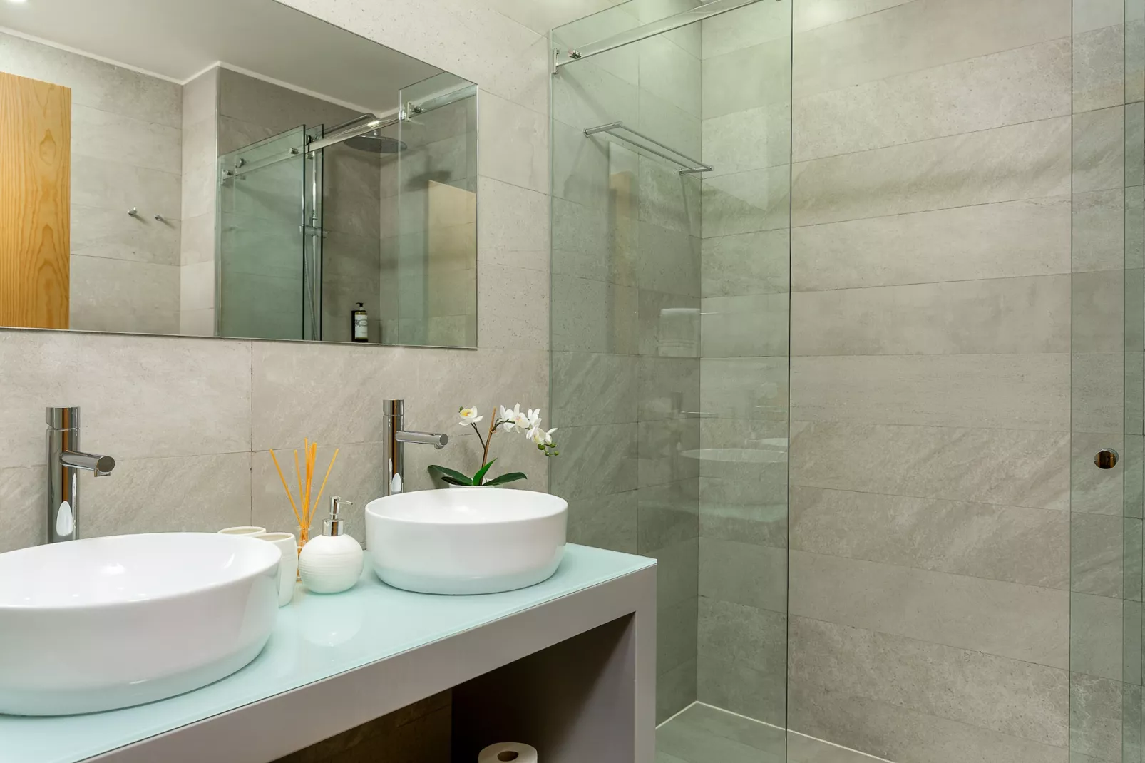 YOUROPO - Ribeira Gaia 3-Badkamer