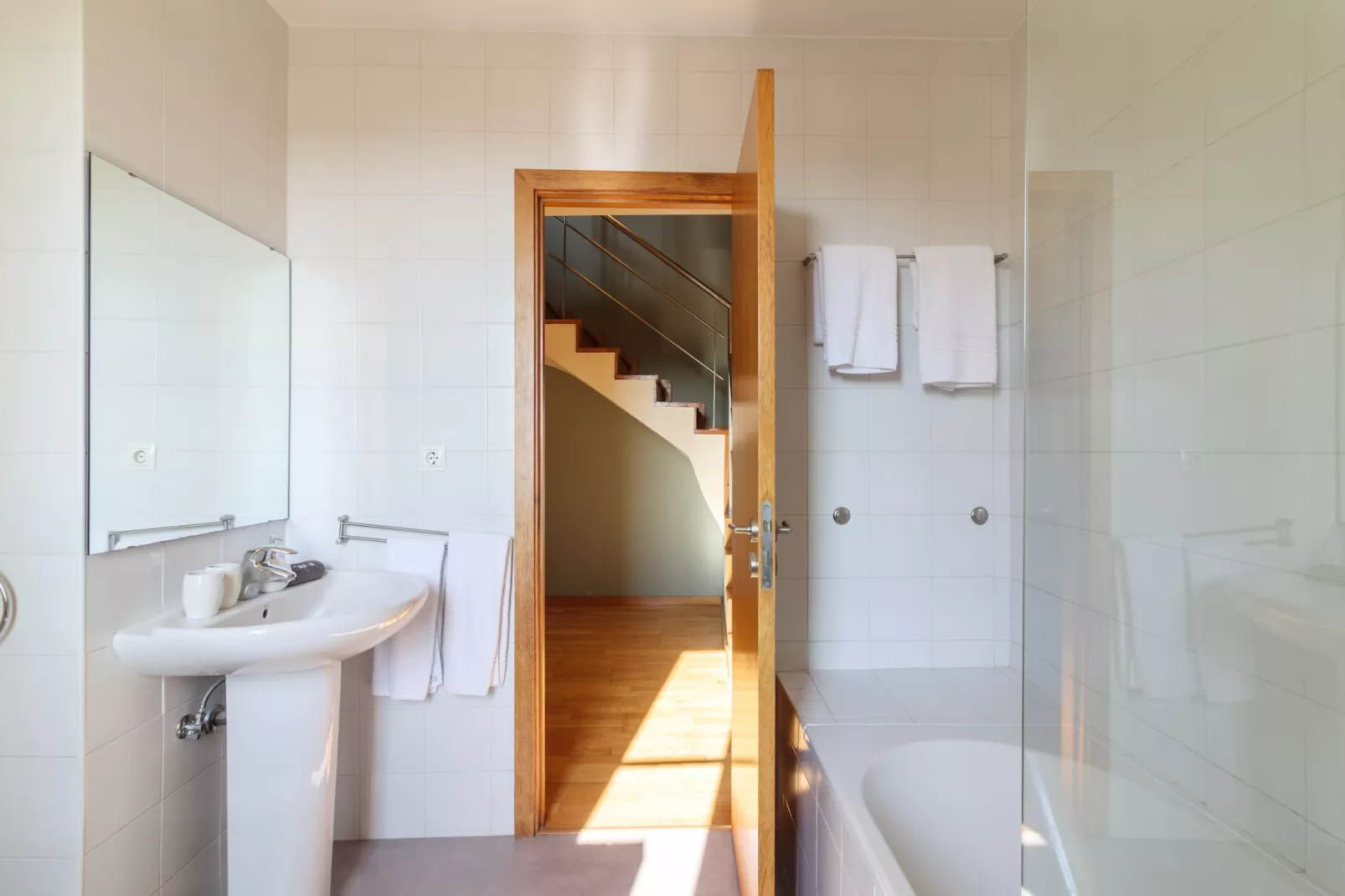 YOUROPO - Clérigos 3B-Badkamer