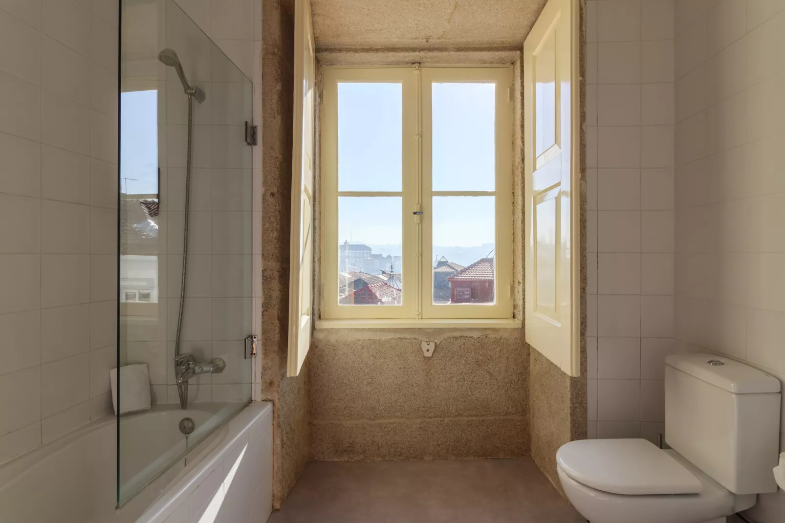 YOUROPO - Clérigos 3B-Badkamer
