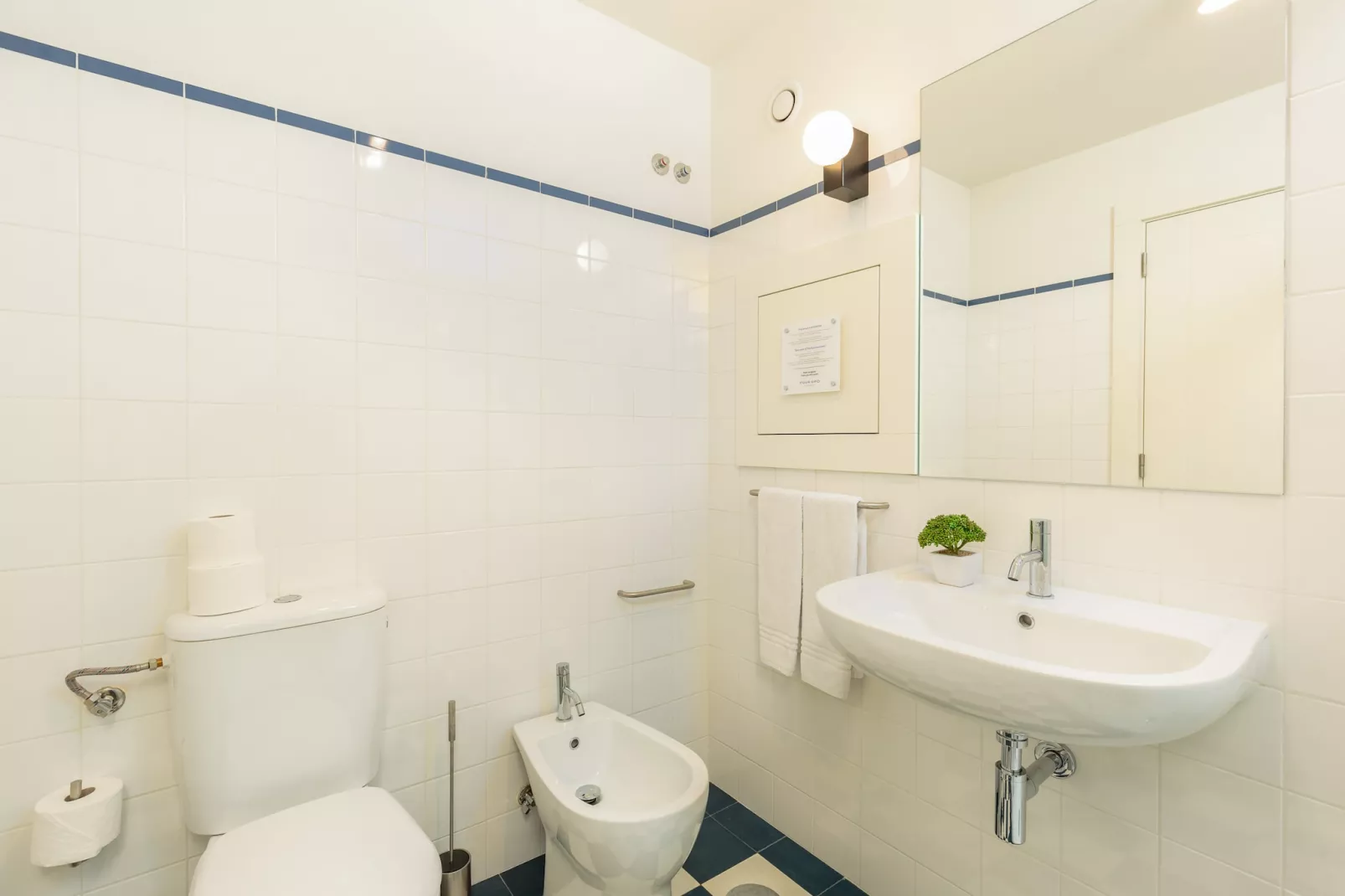 YOUROPO - Flores S-Badkamer
