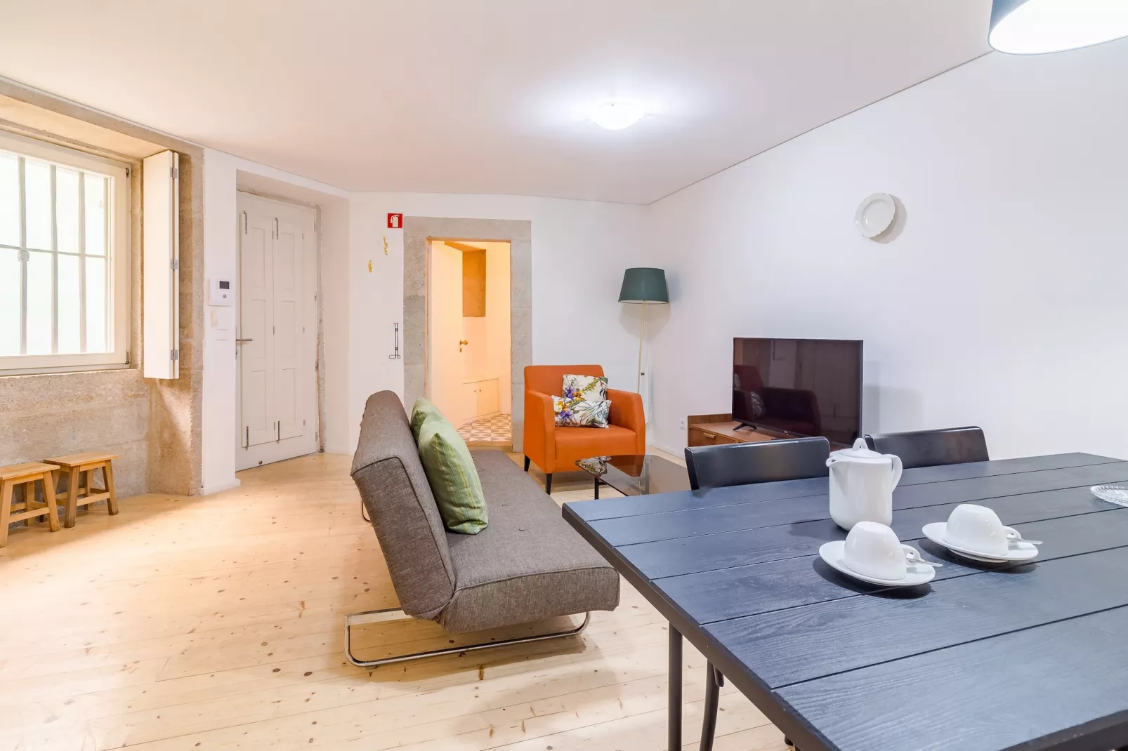 YOUROPO - Taipas-423-Eetkamer