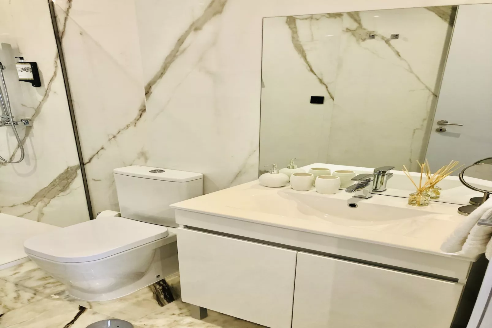 YOUROPO - Downtown 3C-Badkamer