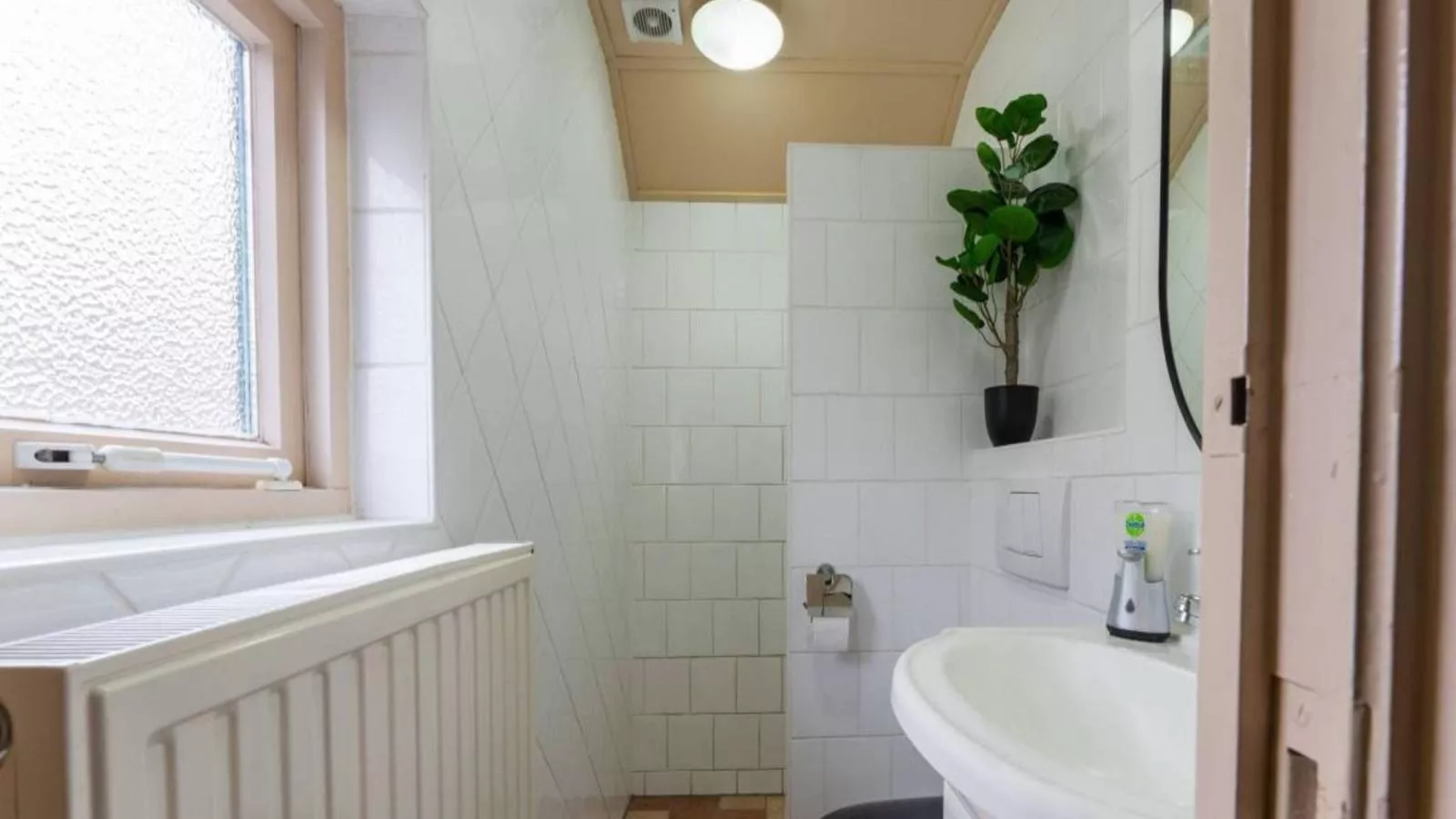 Hoevendeel-Badkamer