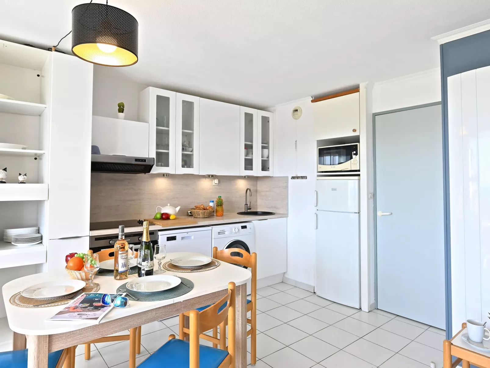 Le Hameau (L2 202)-Binnen