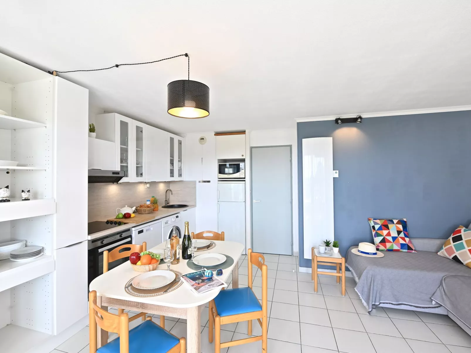 Le Hameau (L2 202)-Binnen