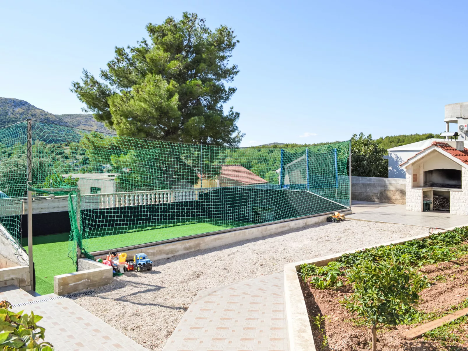 Galešnica Park View-Buiten