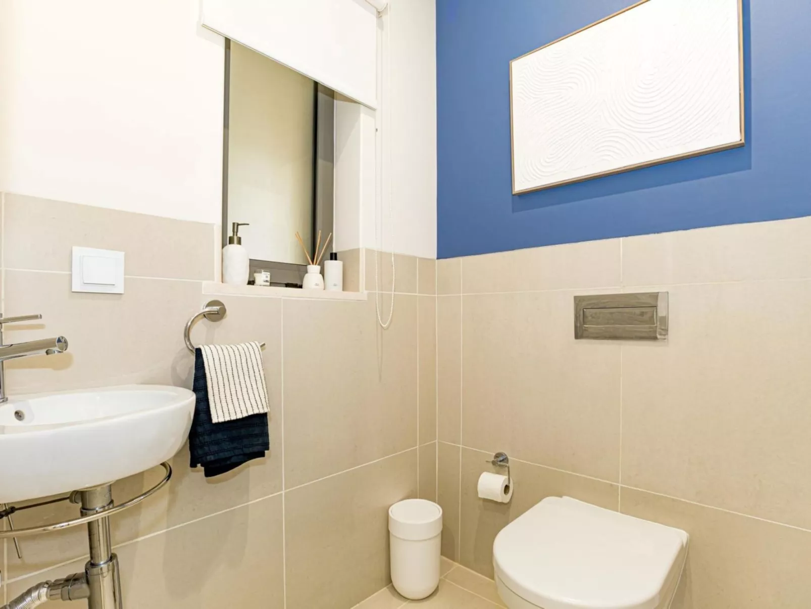 Pine Hills Reva Santuary Modern Elegance-Binnen