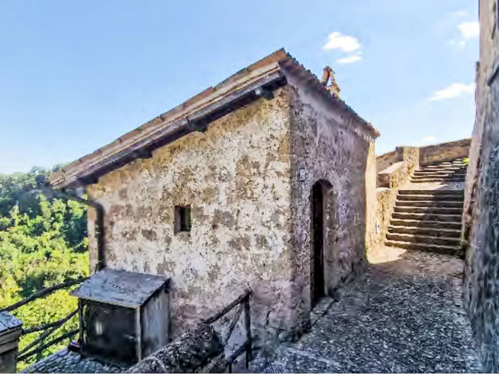 La Finestra Etrusca-Buiten