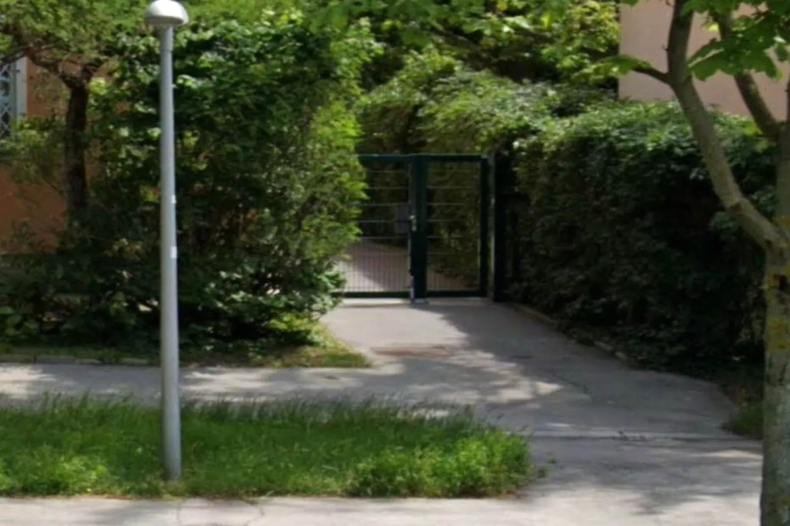 Apartment Schönbrunn-Buitenkant zomer