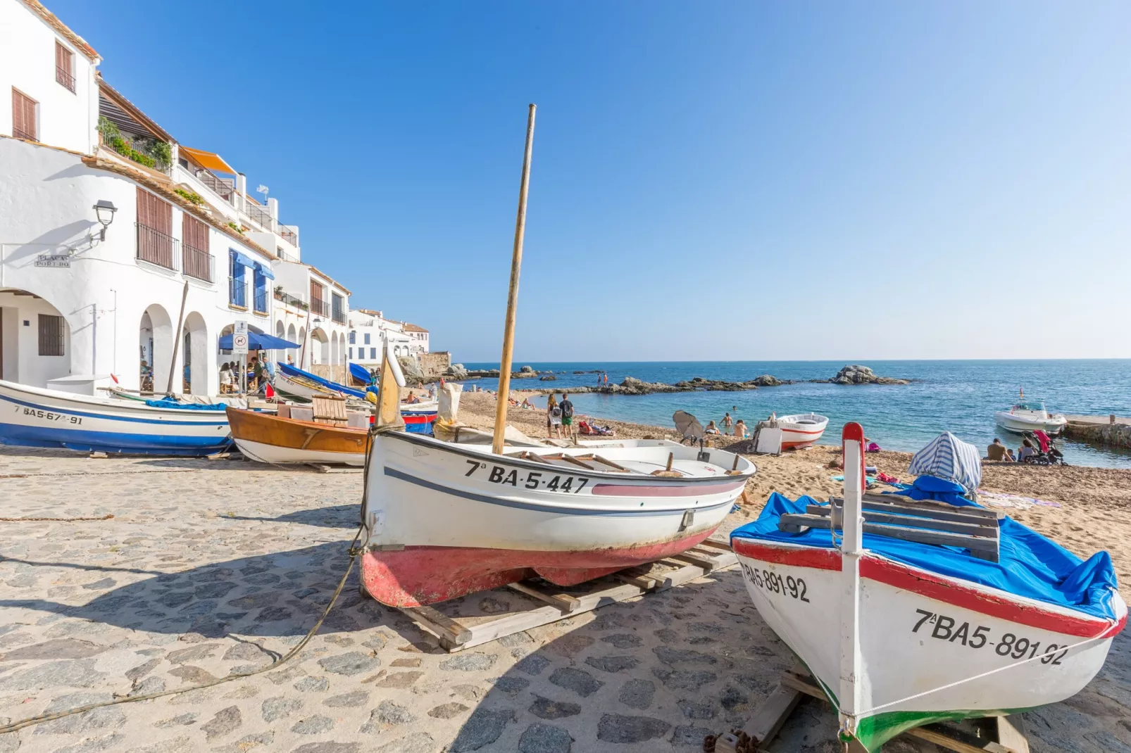Costa Brava E-4-Niet-getagd