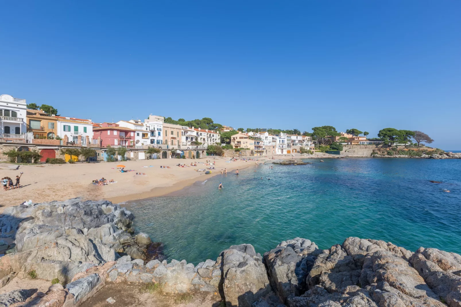 Costa Brava E-4-Niet-getagd