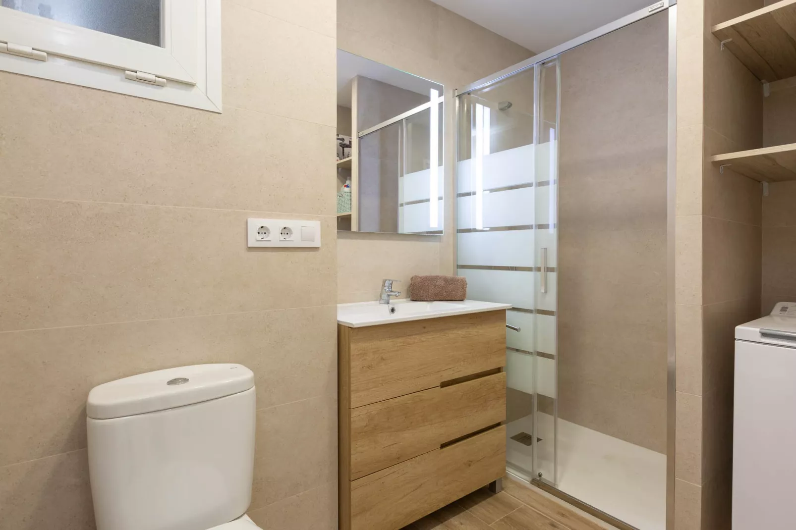Costa Brava T-4-Badkamer