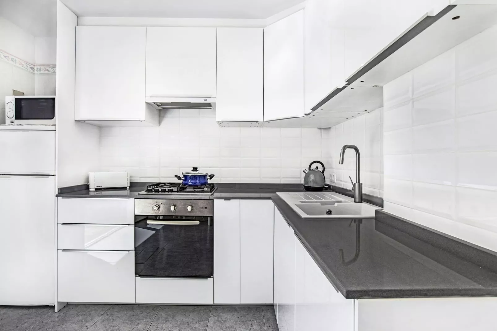 Ancora 13 B-P-Keuken