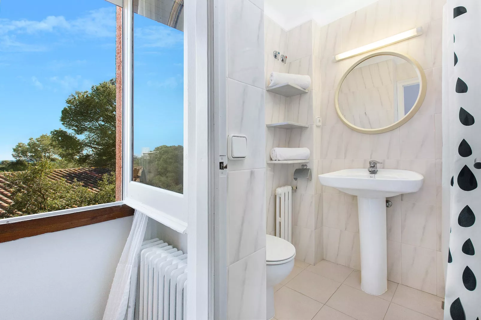 Carena 1º-Badkamer