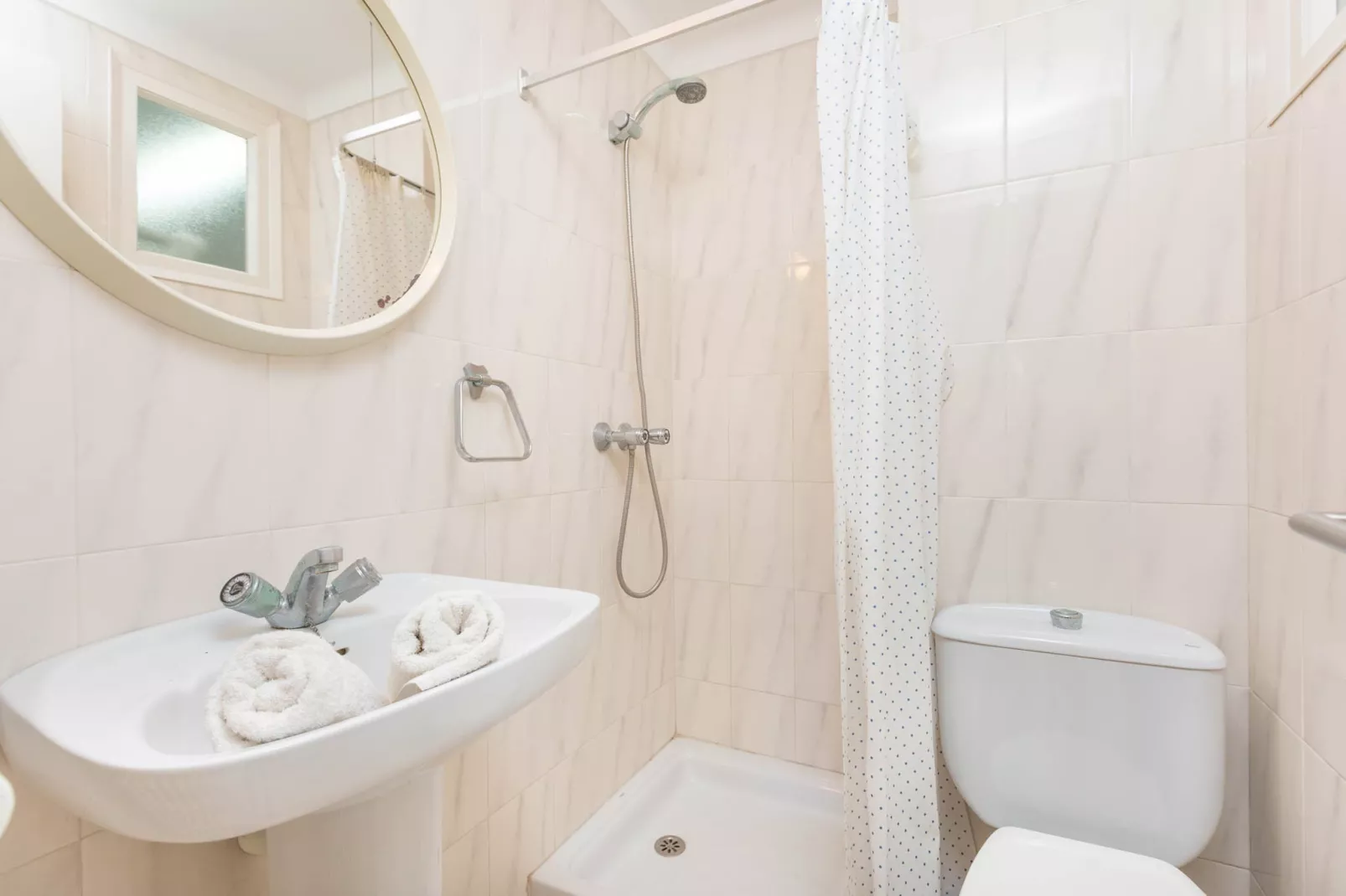 Carena Pl-Badkamer