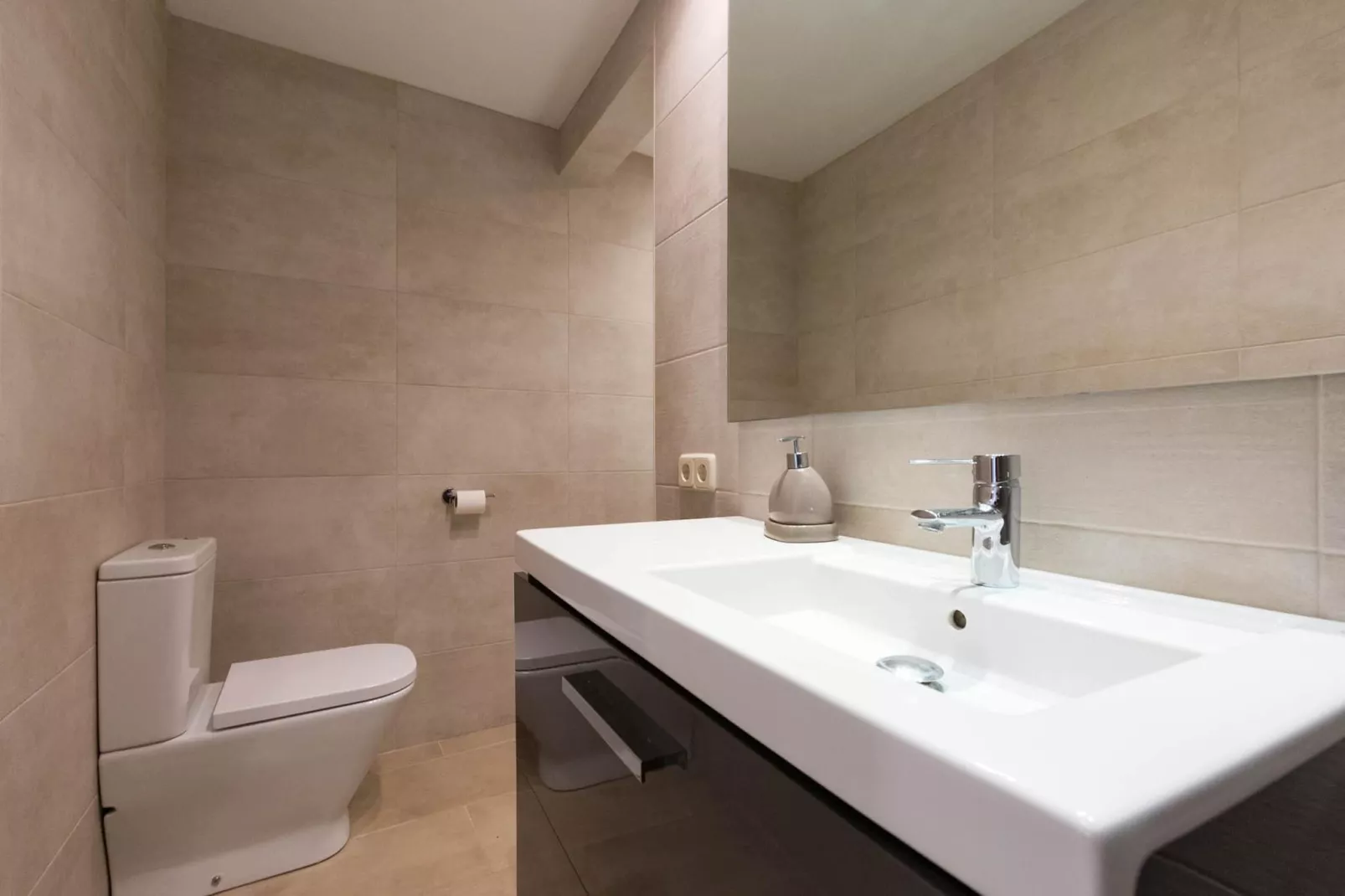Martinez-Badkamer