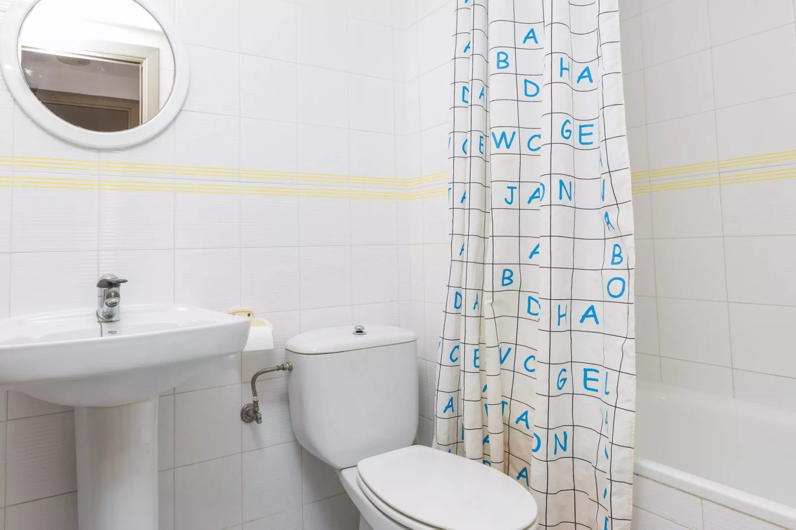 Open Pals - T-Badkamer