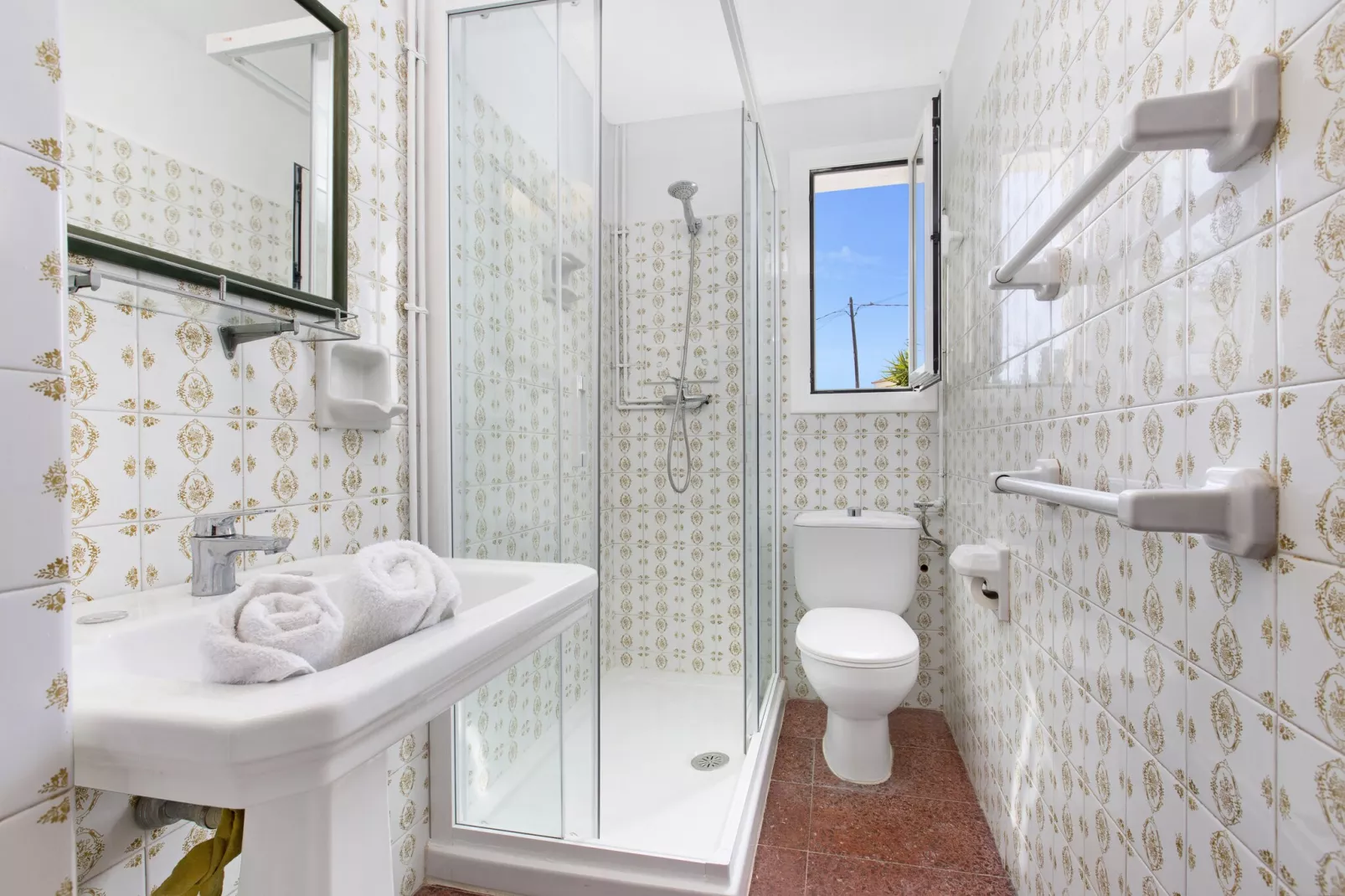 Mas Guelo-Badkamer