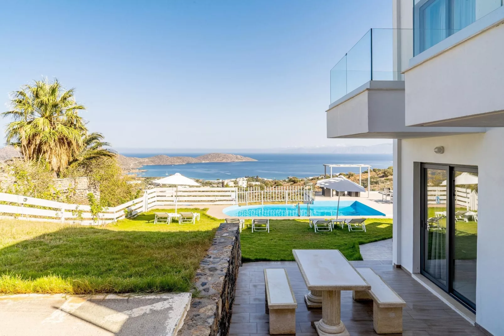 Joy of the Sky villa-Terrasbalkon