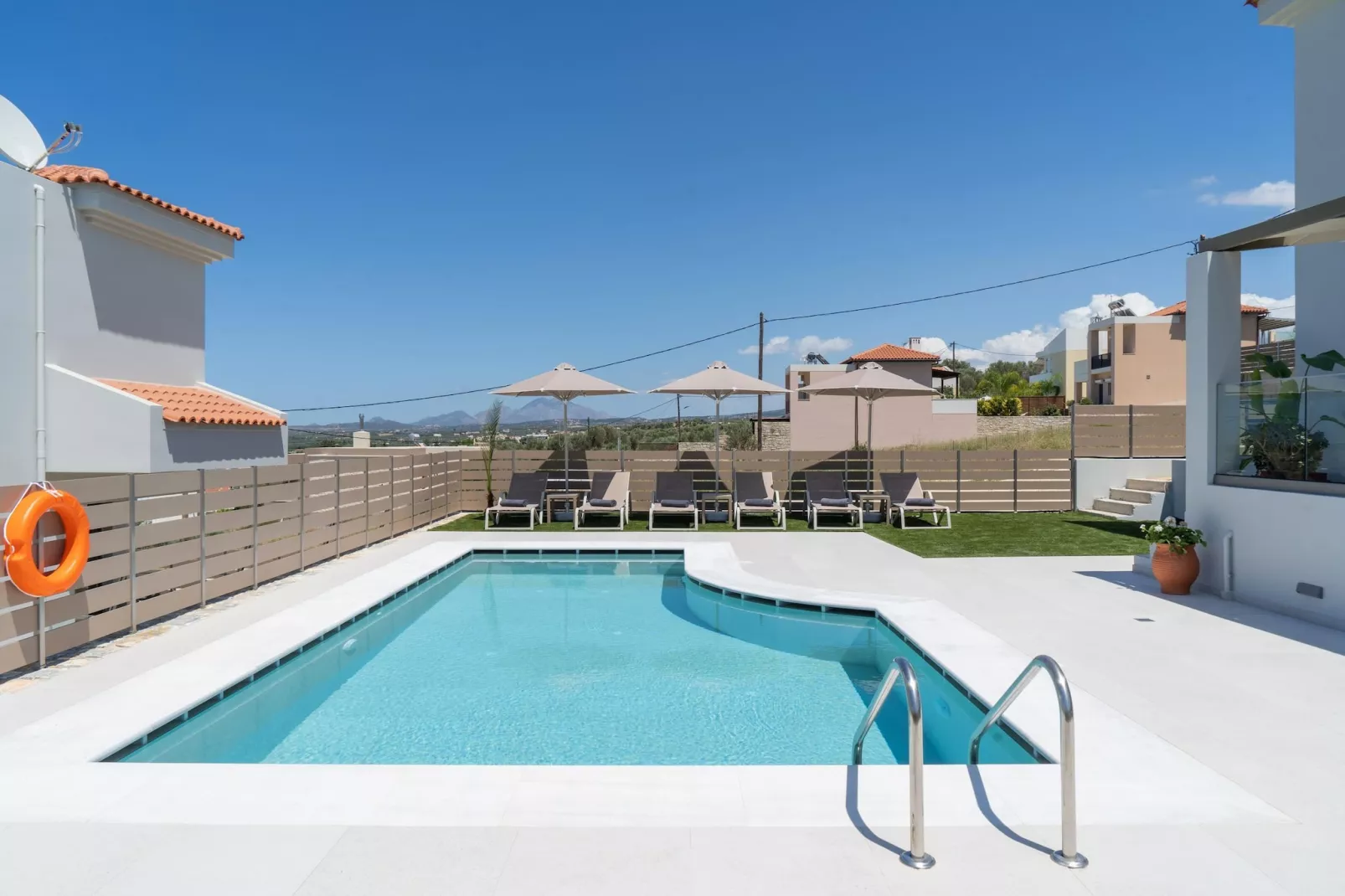 Athel Panoramic view Villas Athina-Zwembad