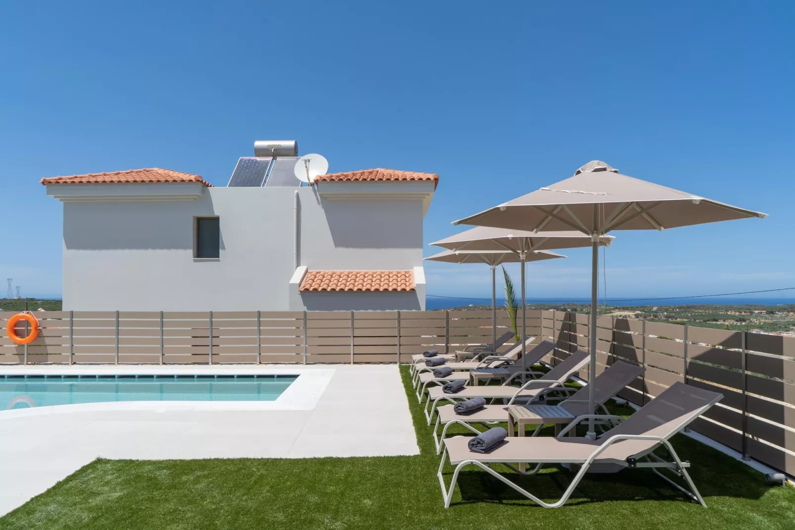 Athel Panoramic view Villas Athina-Zwembad