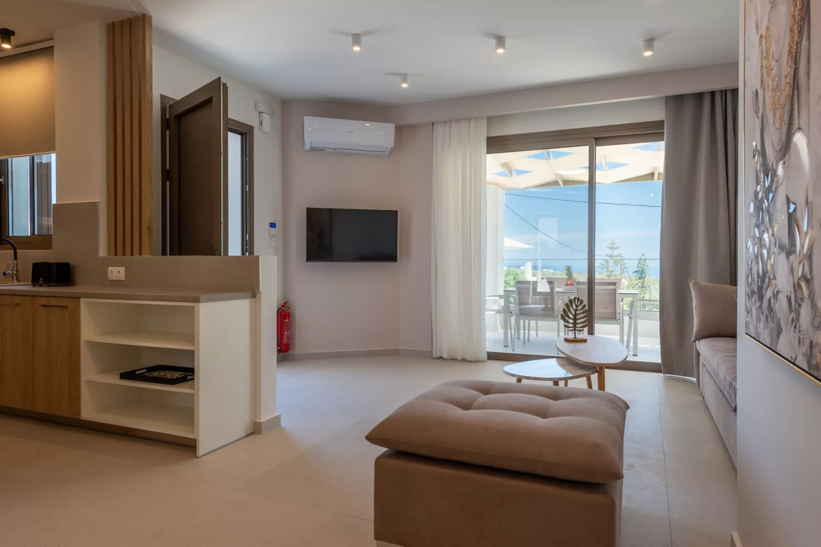 Athel Panoramic view Villas Stavros-Woonkamer