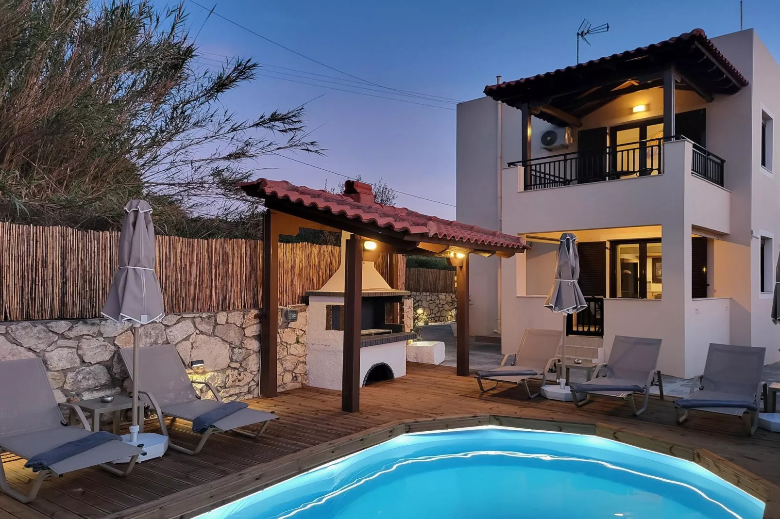 Anelia Serene Villa-Zwembad