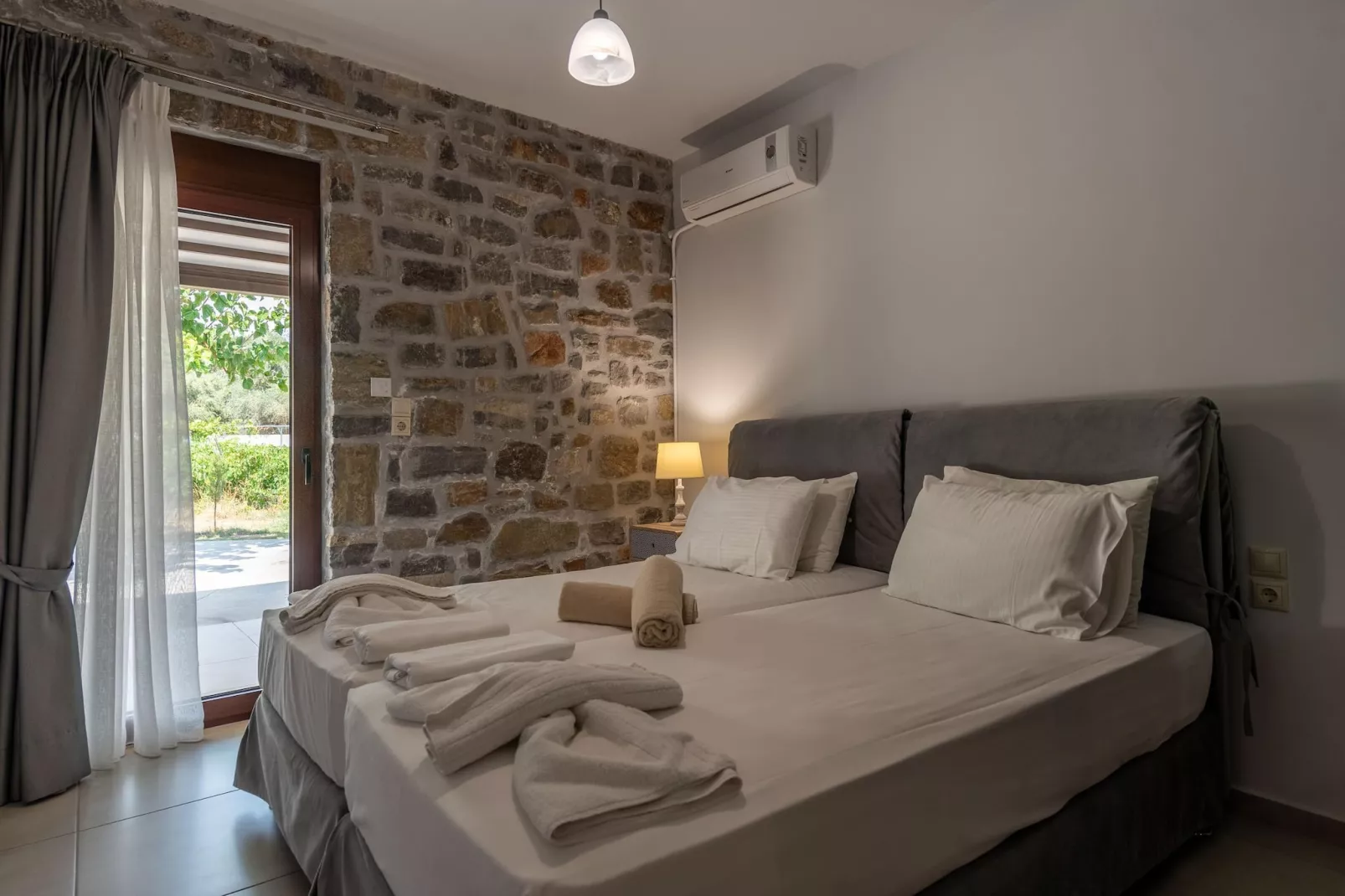 Villa Liatiko with private pool-Slaapkamer