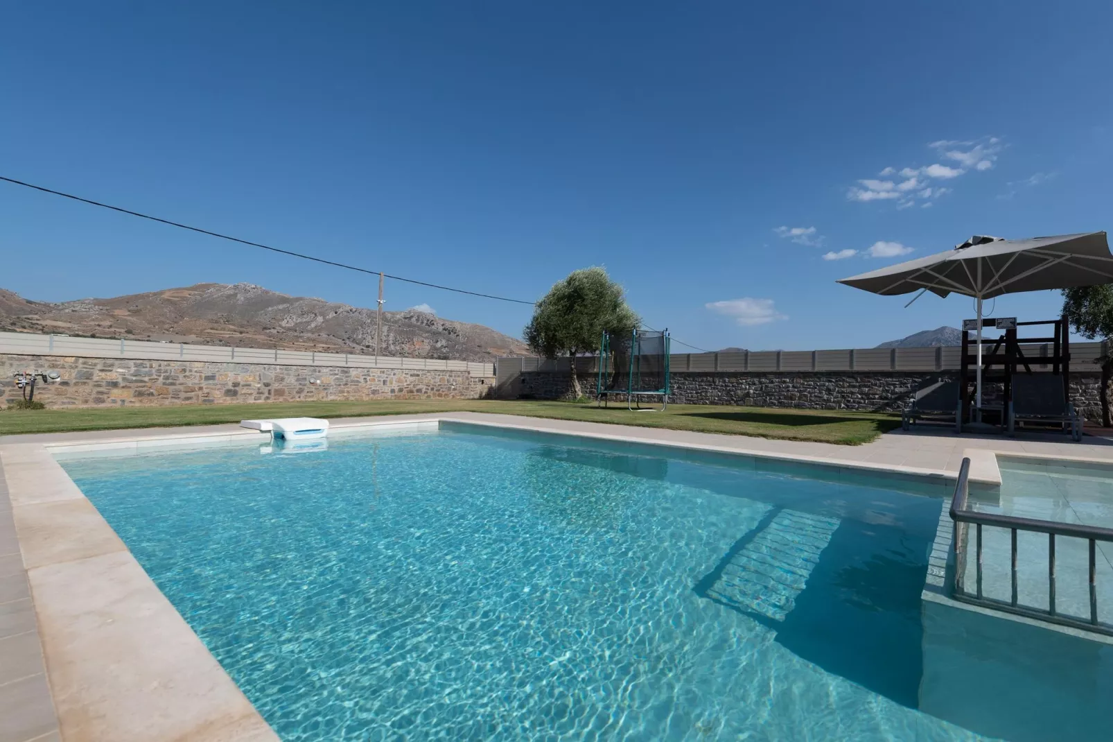 Villa Vilana with private pool-Zwembad
